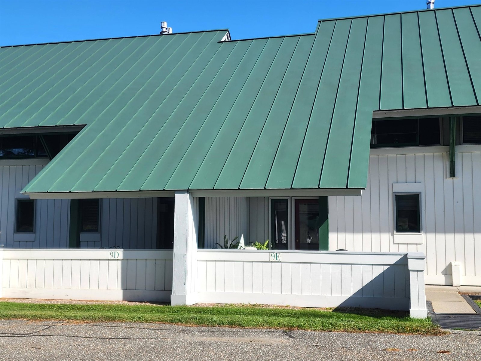 210 Village Green Drive, Unit 9D
