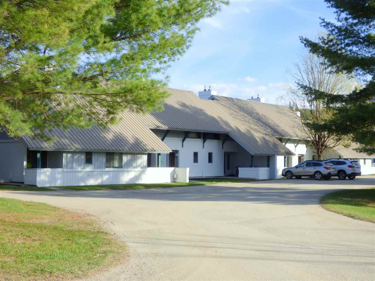 210 Village Green Drive, Unit 9E