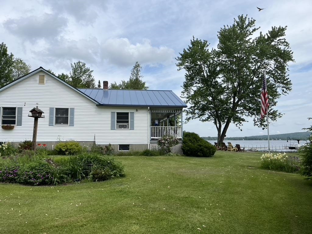 2101 VT Route 105