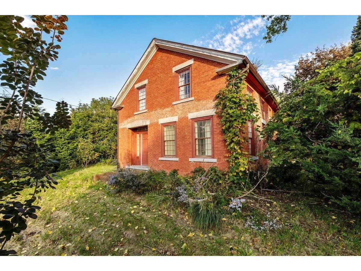 2107 Main Street, Isle La Motte