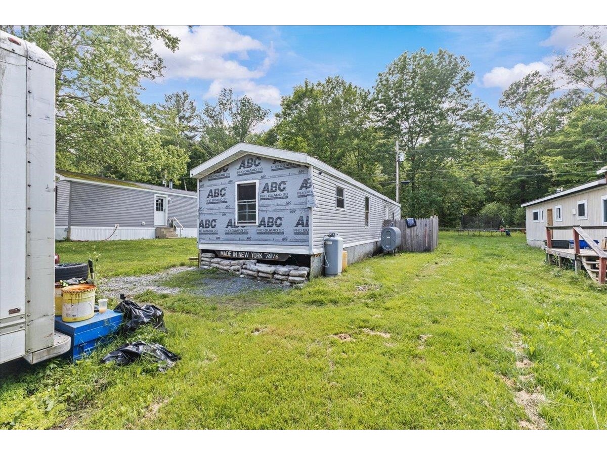 2109 North Road
