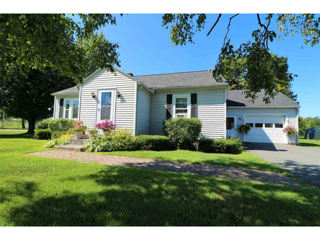 211 Bluff Road