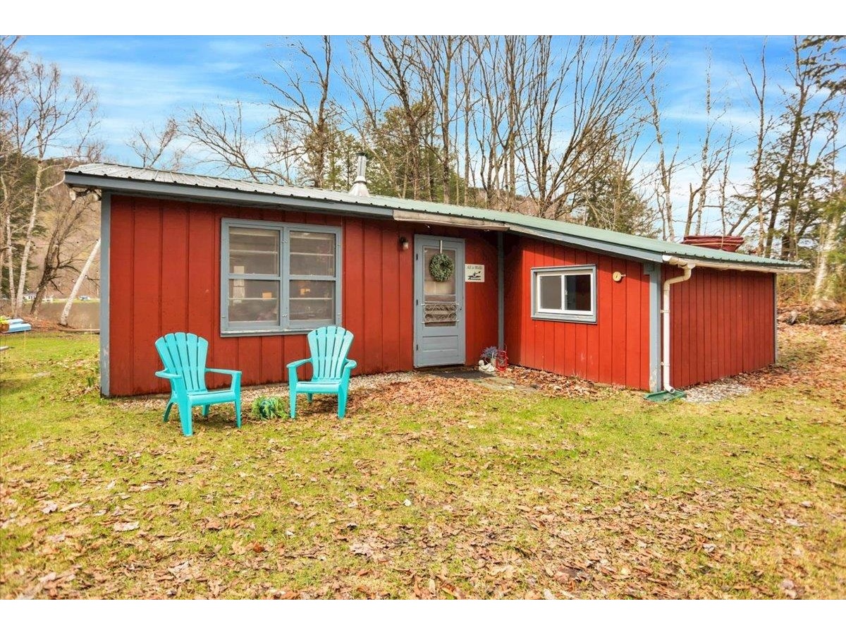 211 Hovey Road