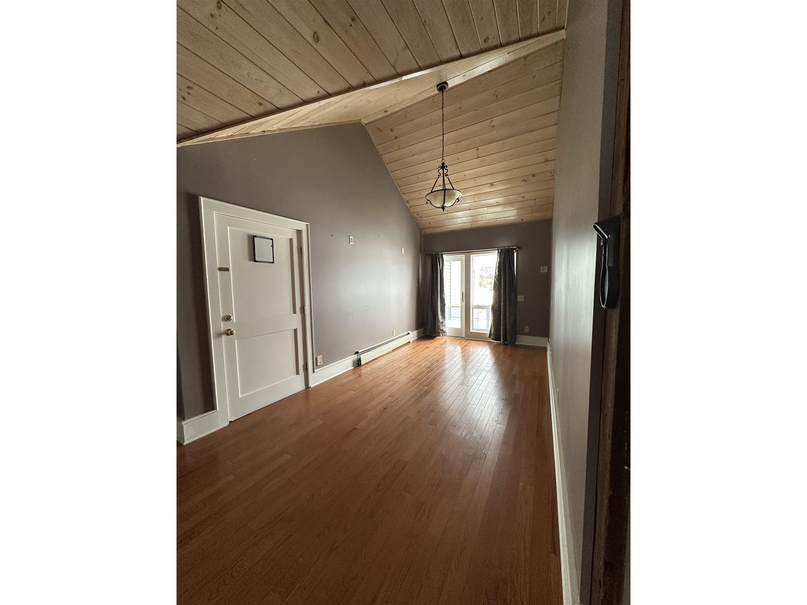 2112 Middle Road