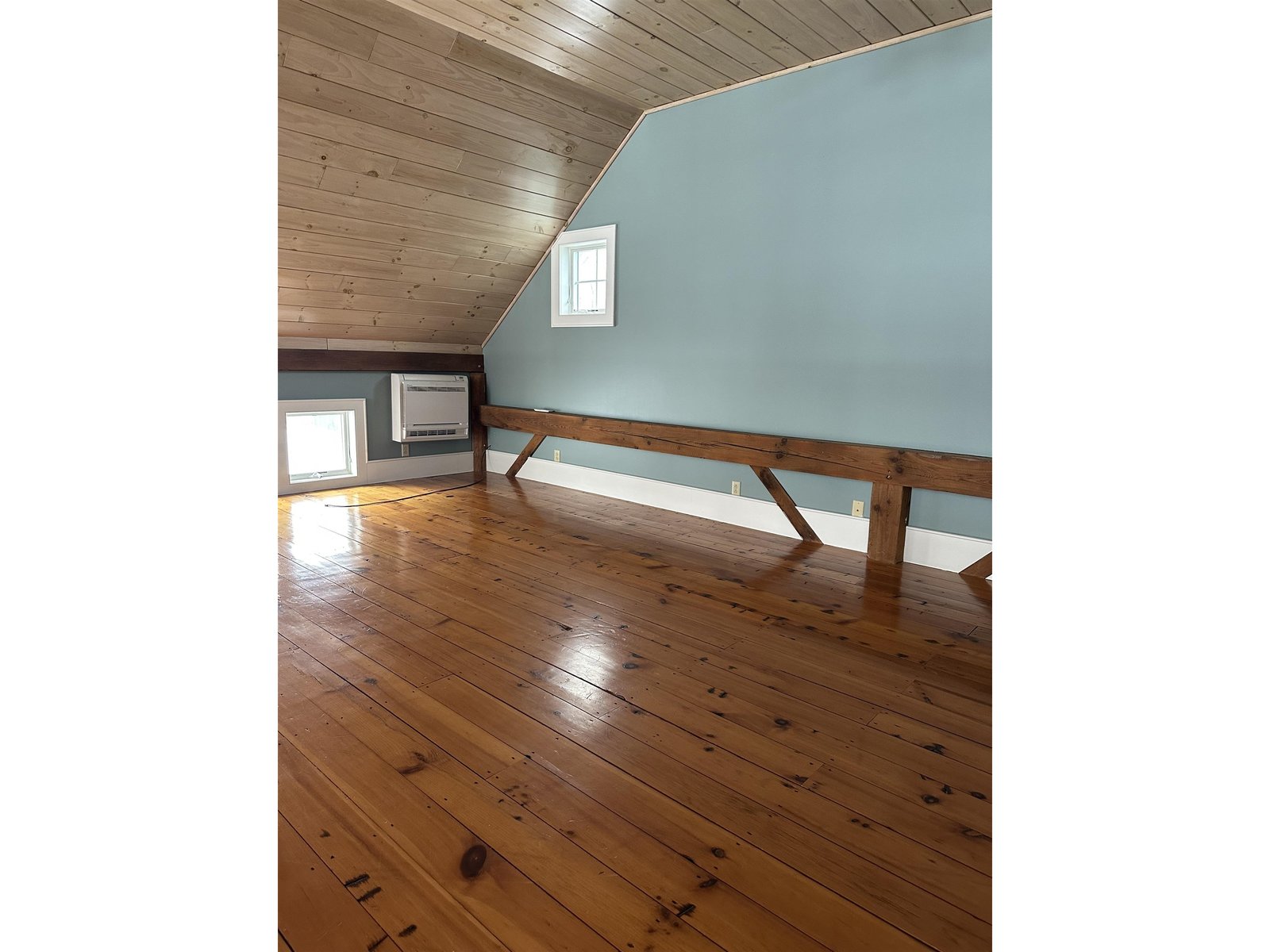 2112 Middle Road