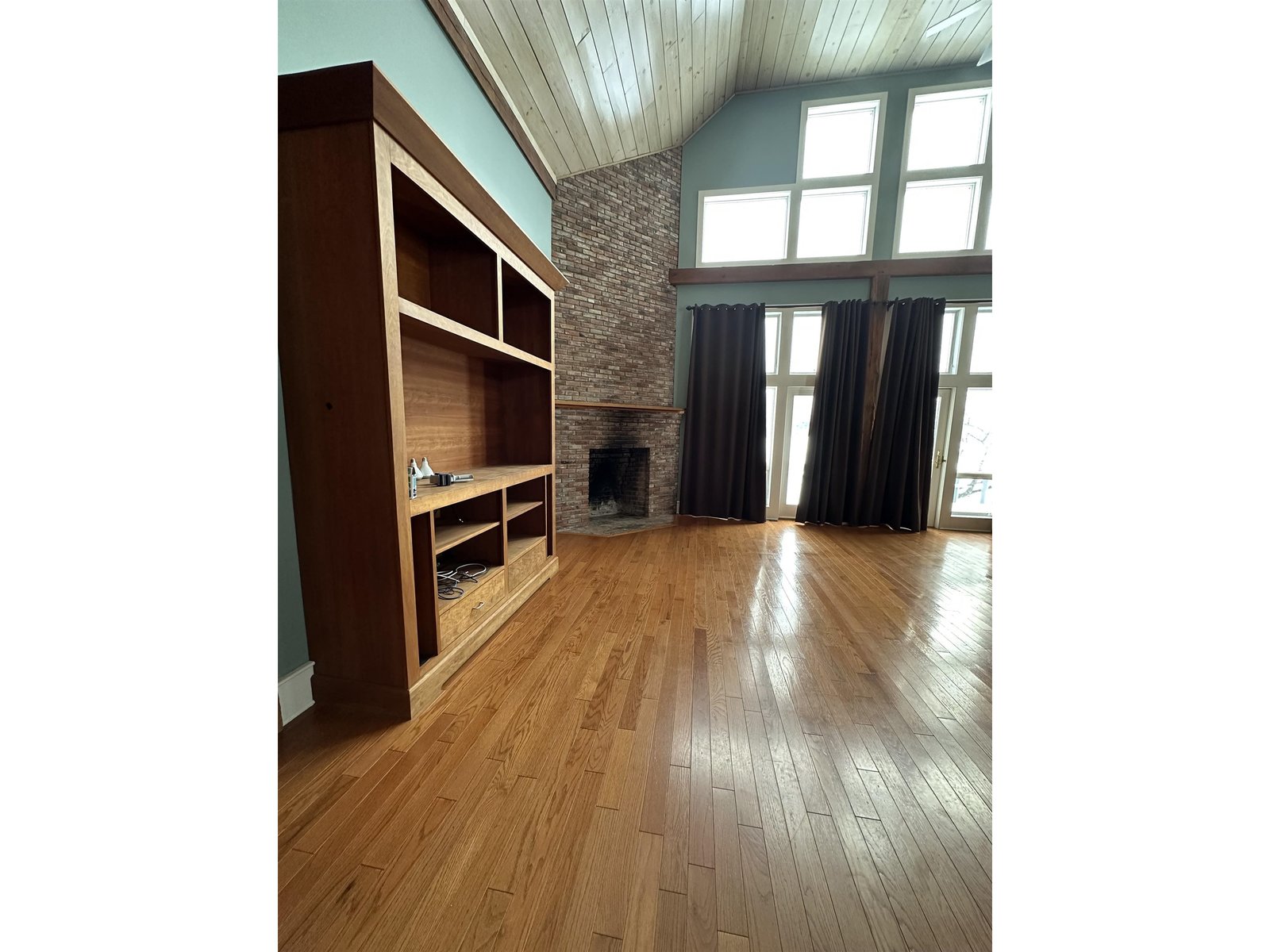 2112 Middle Road