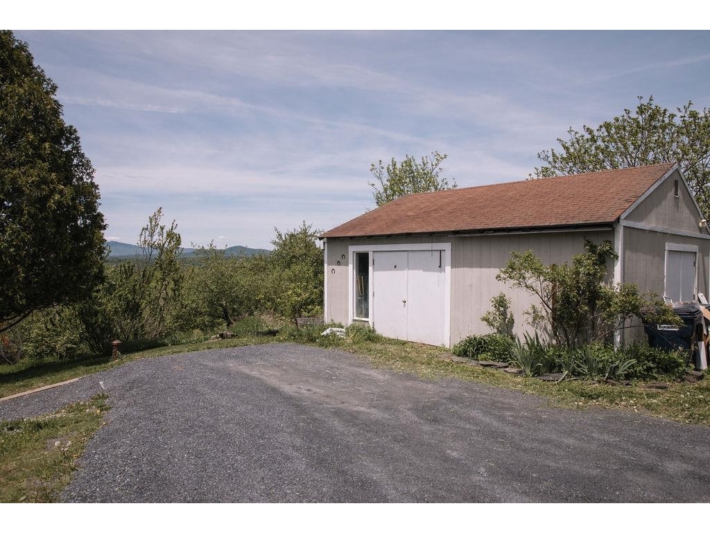 2113 Max Gray Road