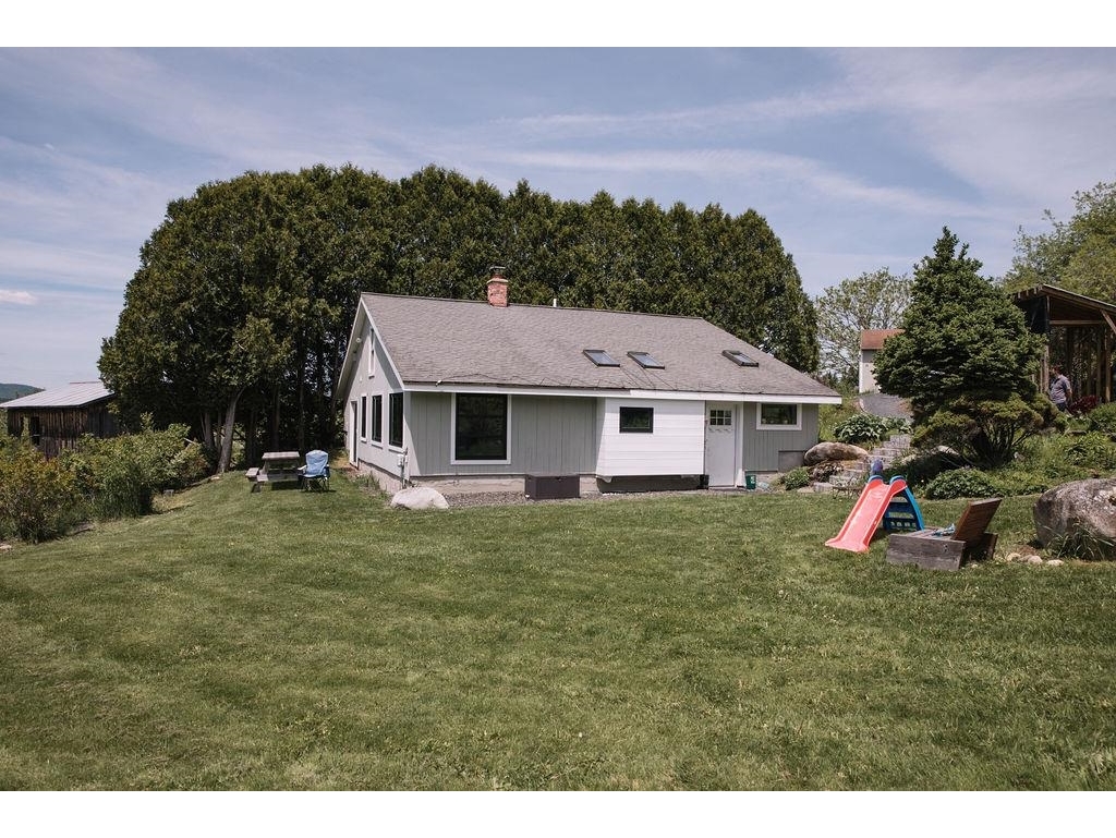 2113 Max Gray Road