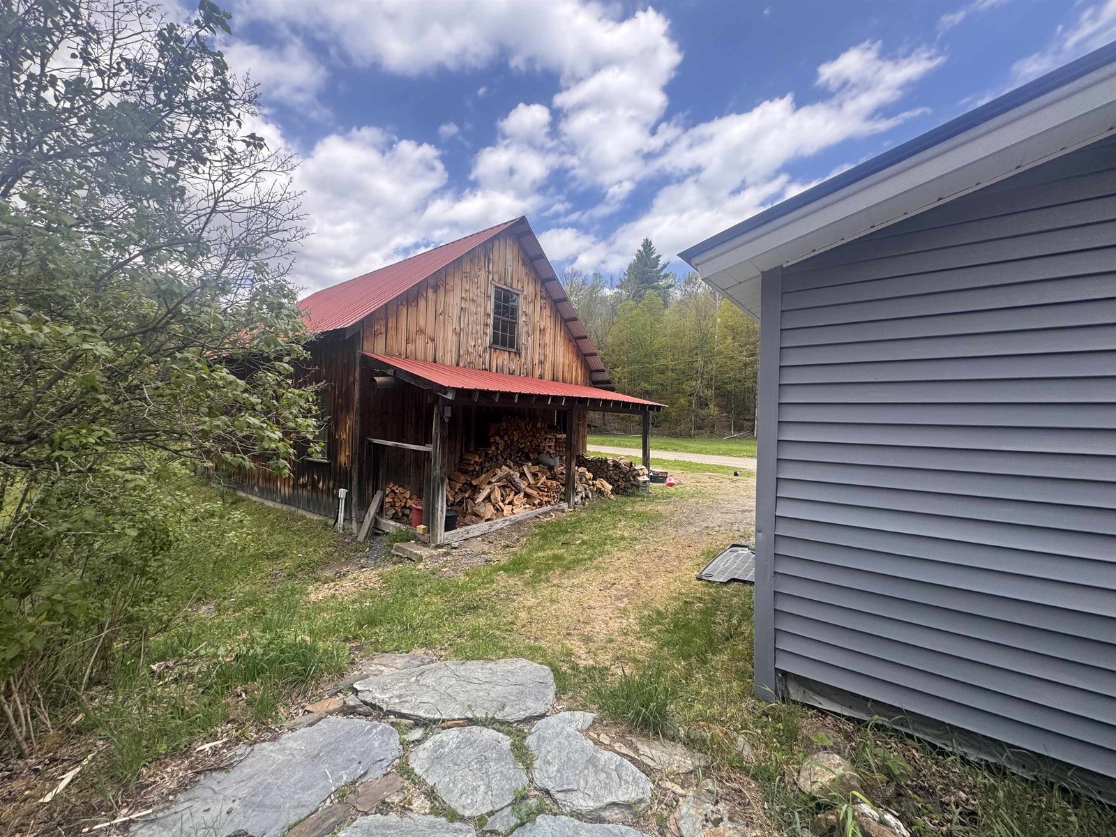 2113 Stony Brook Road