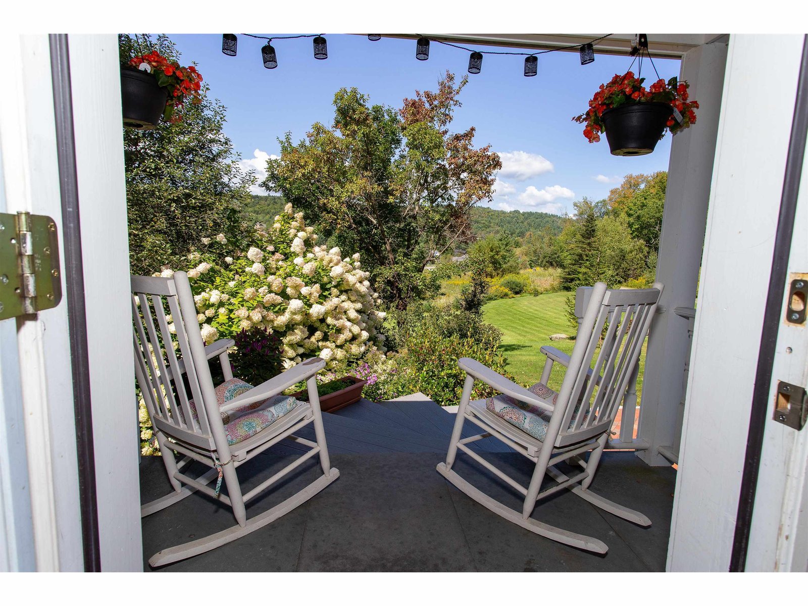 212 Old Farm Road
