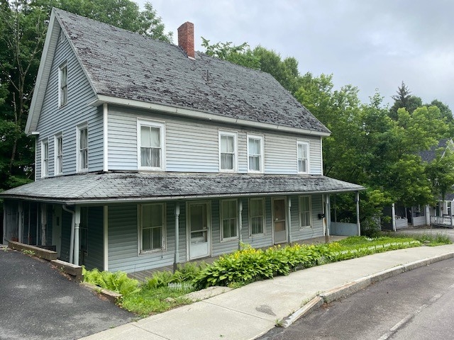 212 Pleasant Street