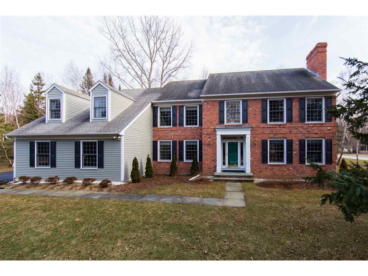 212 Spinnaker Lane
