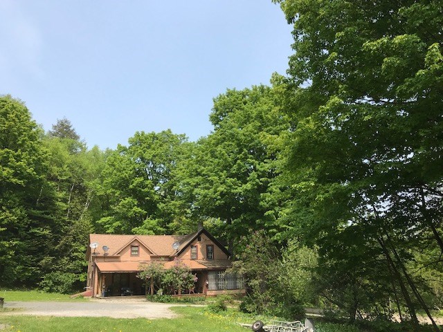 2129 Kinsley Road