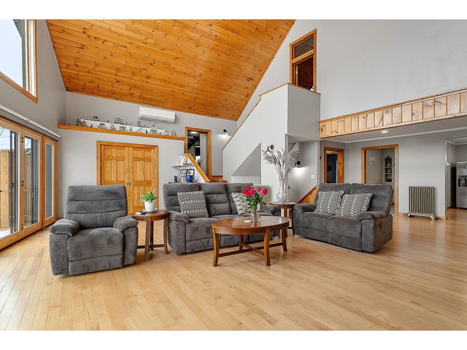 2139 Bronson Road