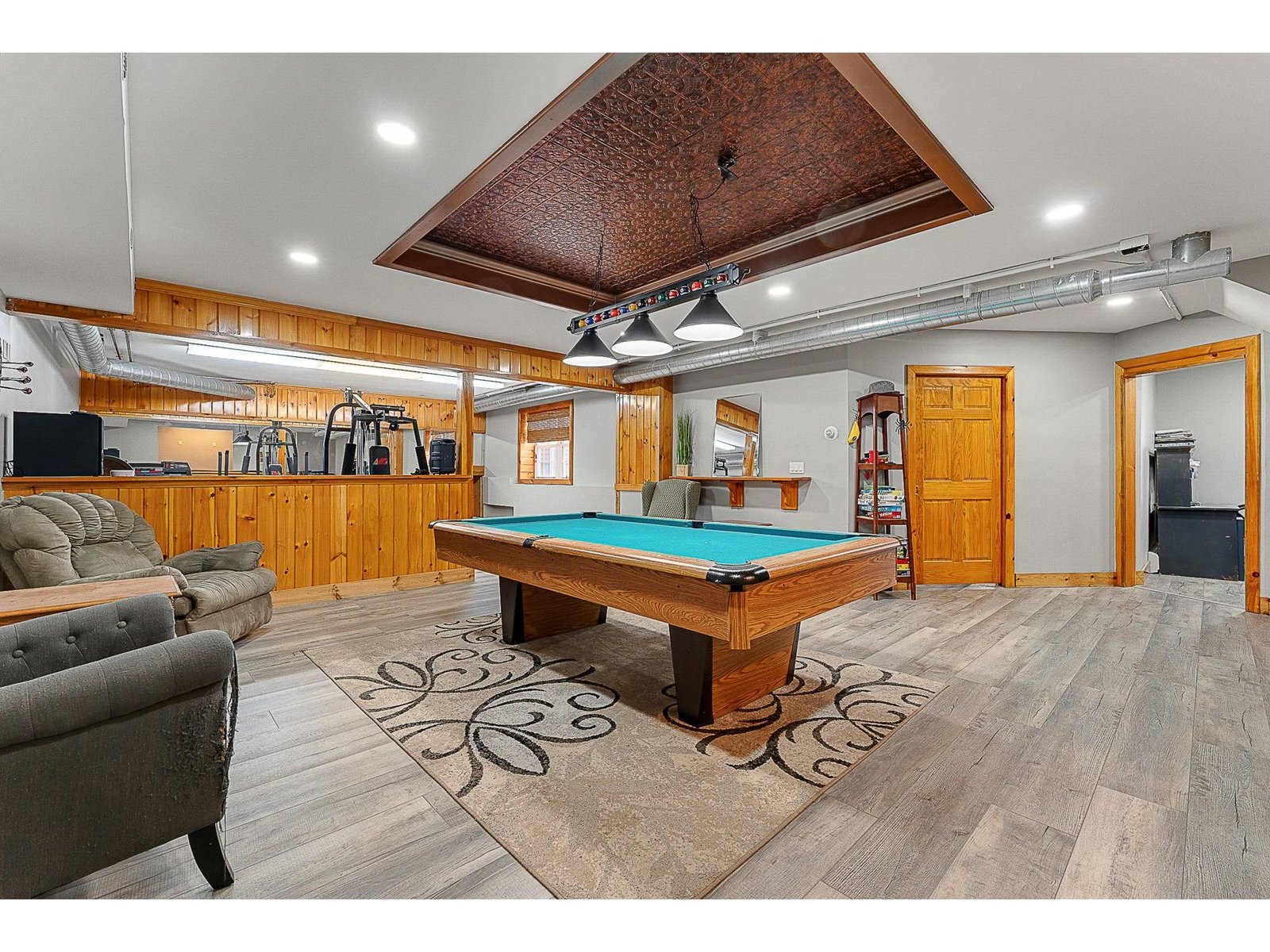 2139 Bronson Road