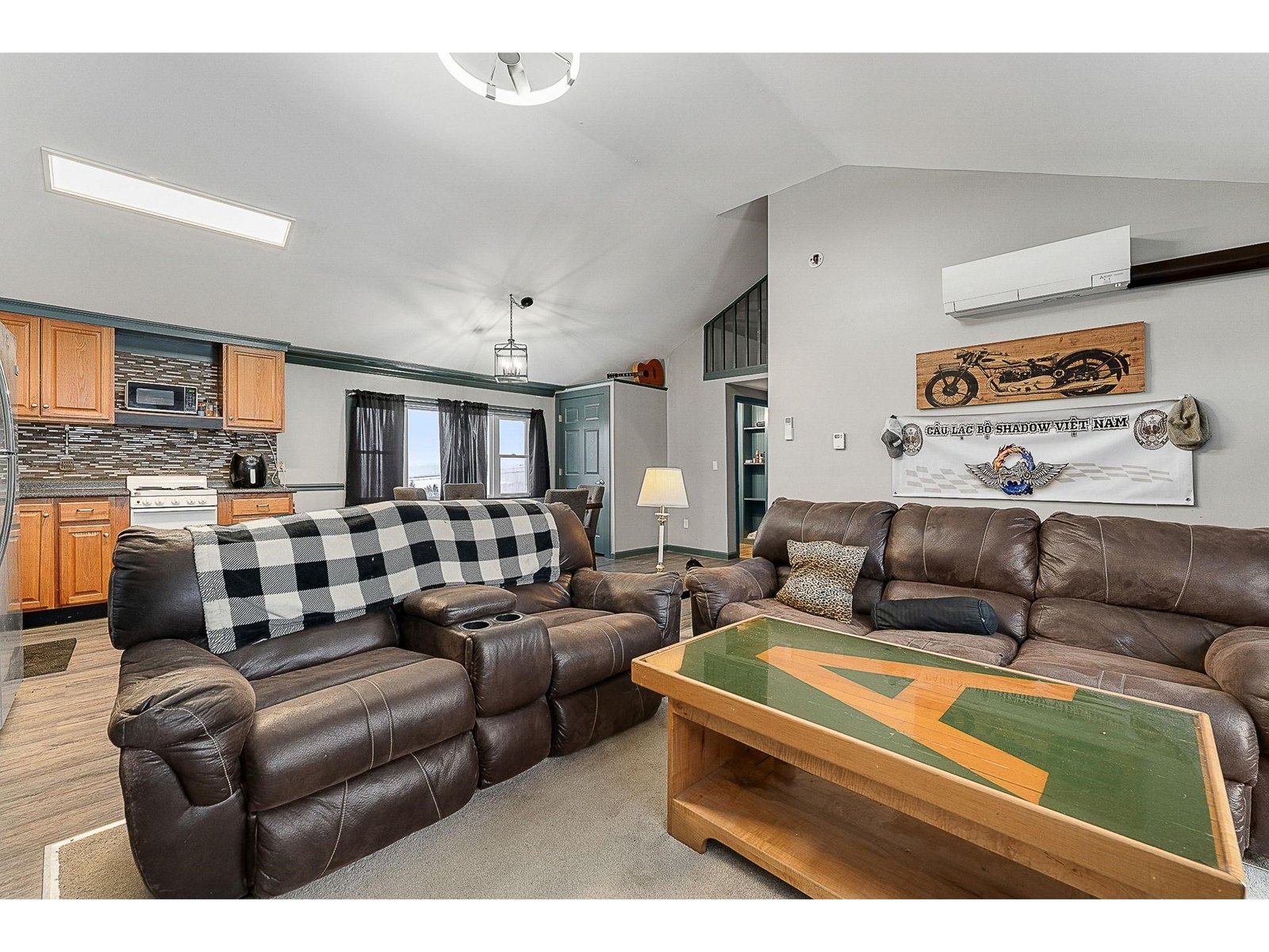 2139 Bronson Road