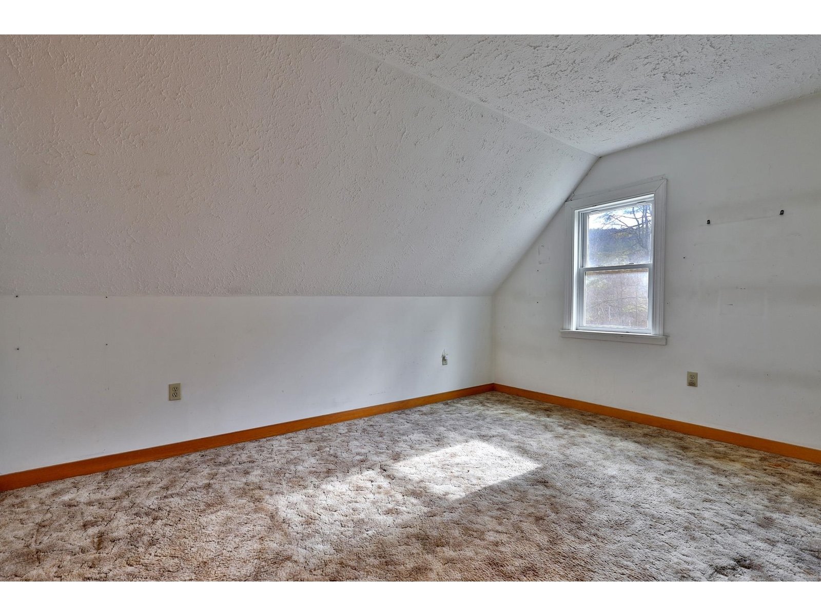 2140 Brandon Mountain Road
