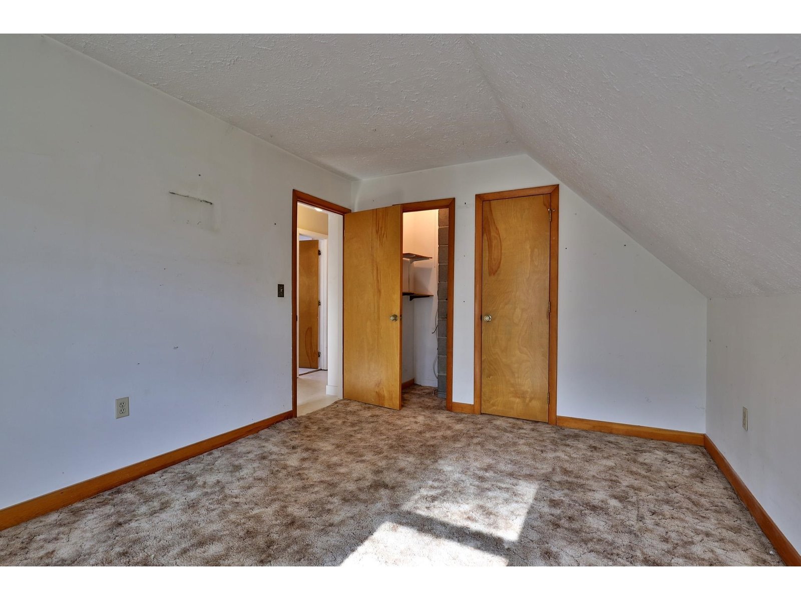 2140 Brandon Mountain Road