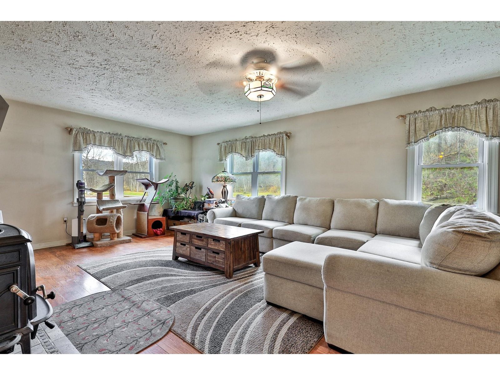 2140 Brandon Mountain Road