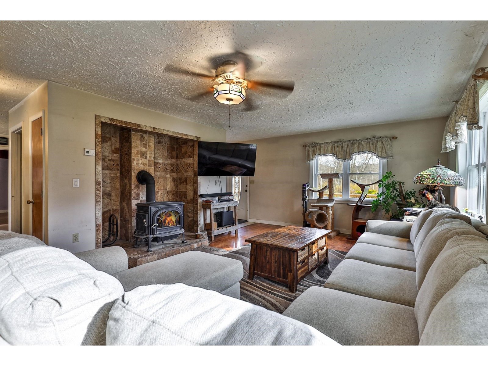 2140 Brandon Mountain Road