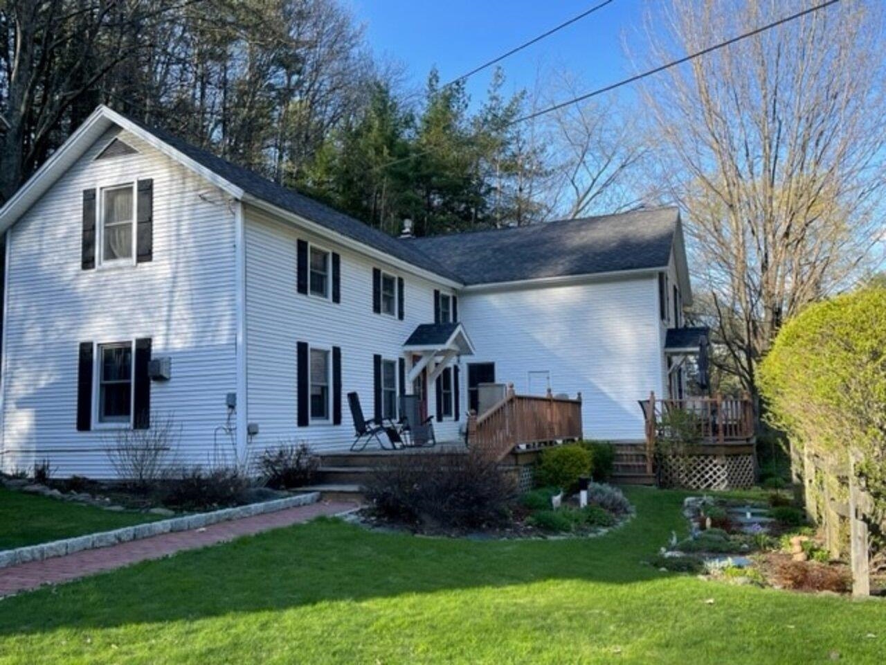 2147 North Williston Road, Williston
