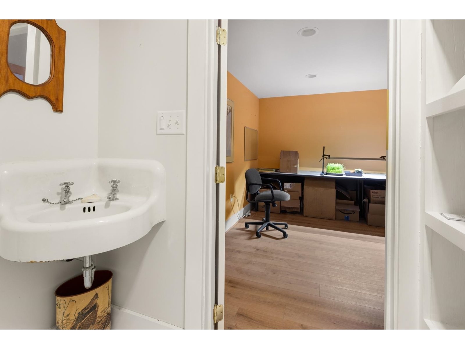 Lower level 3/4 bath and finished room