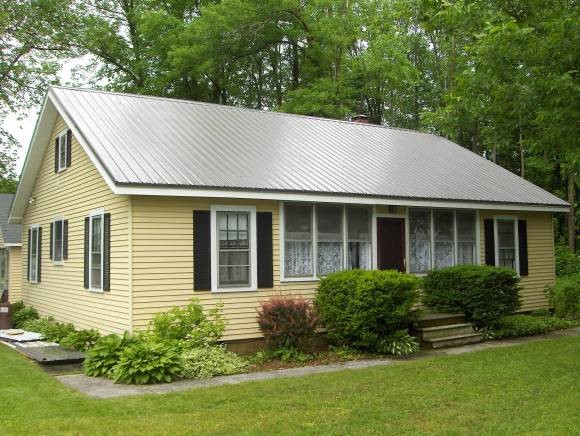 215 Lakeview Dr