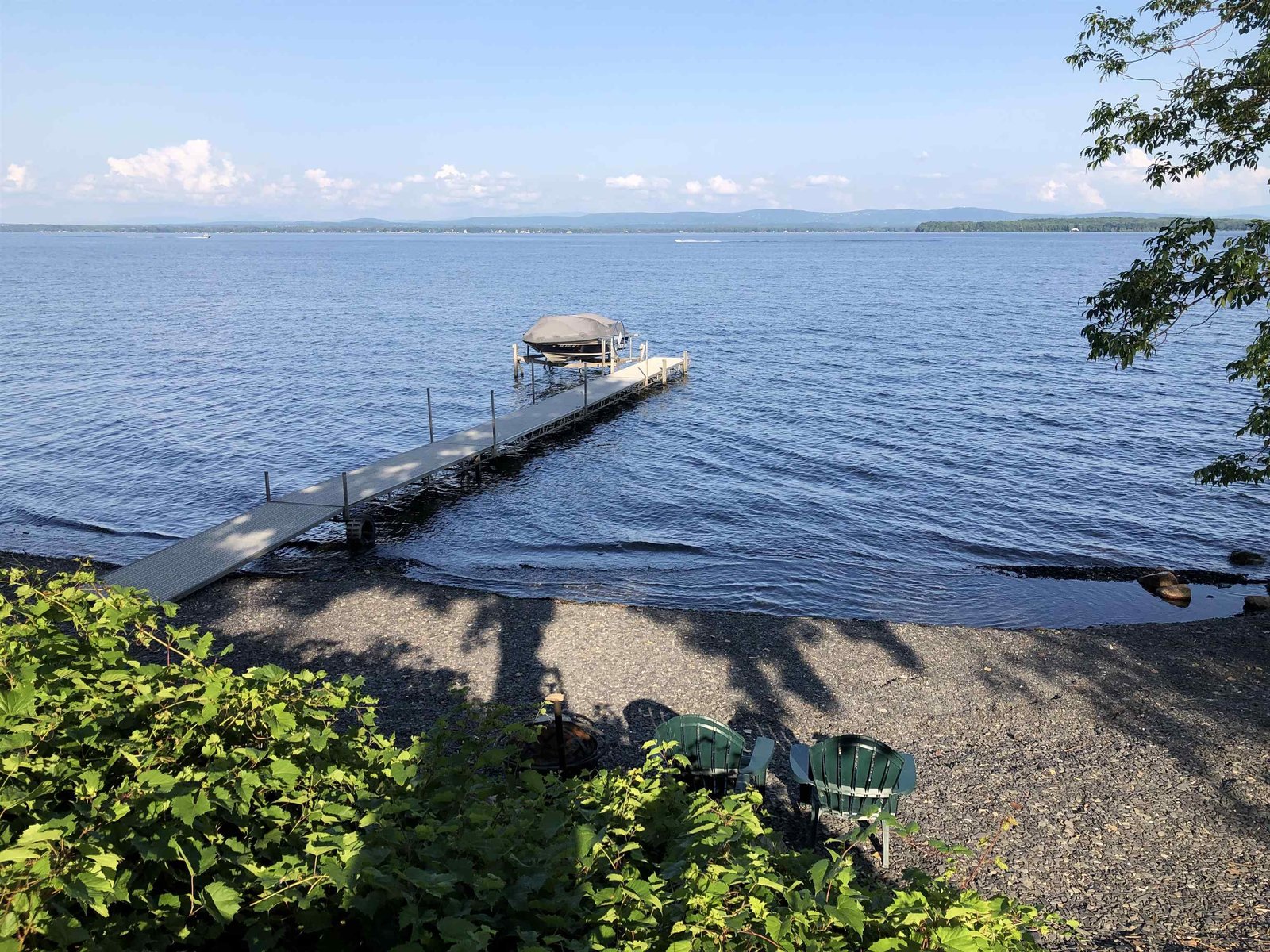 215 Lakeview Drive
