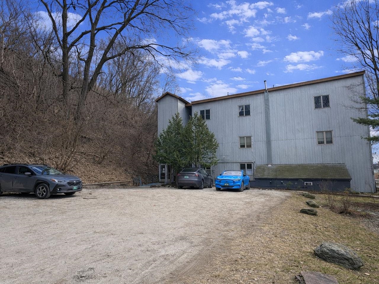 216 Lake Street, Unit 303