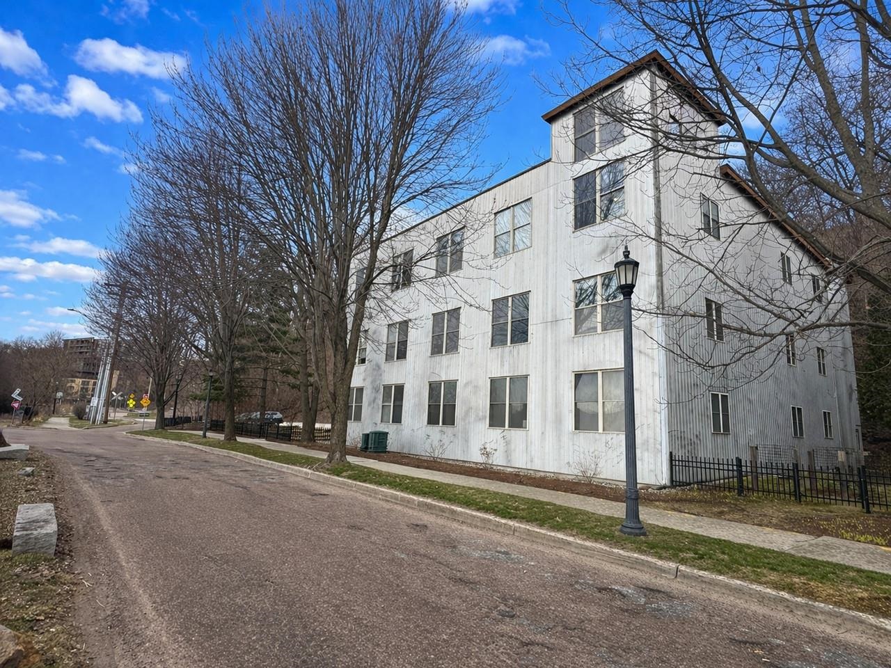 216 Lake Street, Unit 303