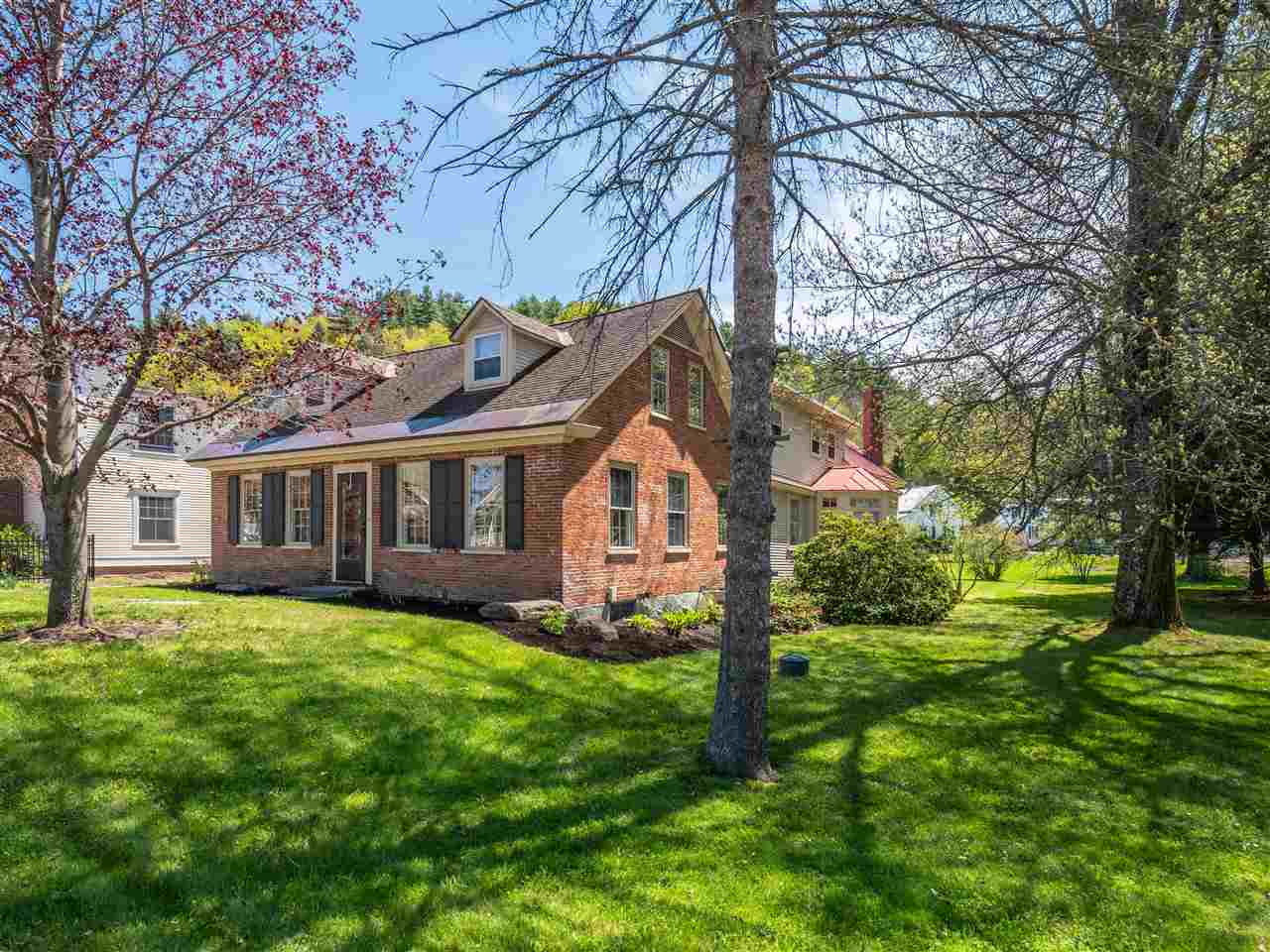 216 Maple Street