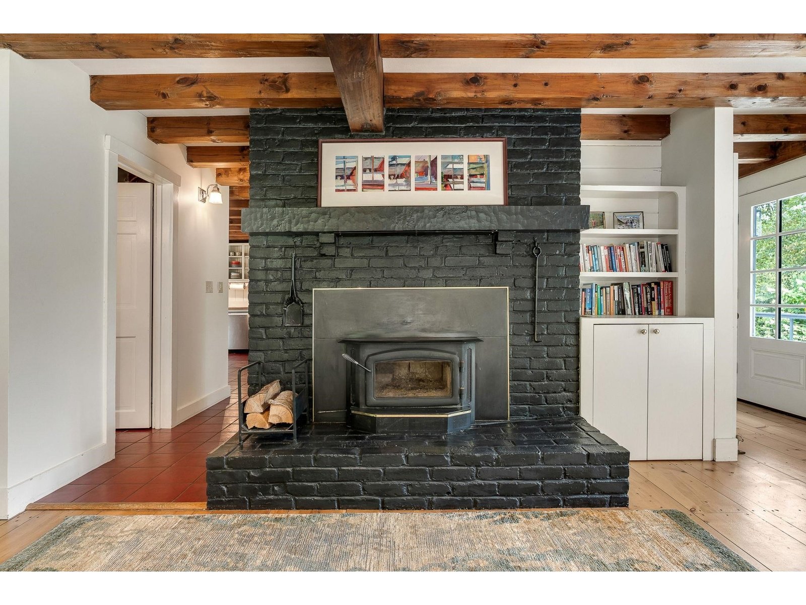 Wood stove/Fireplace
