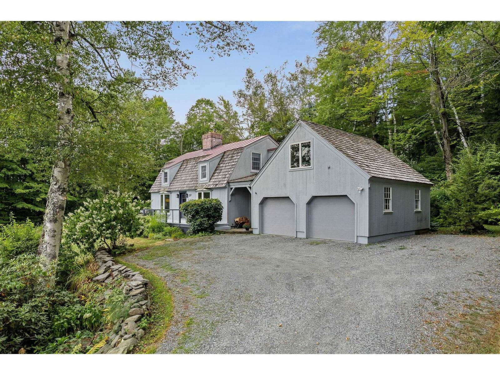 Residence driveway from road