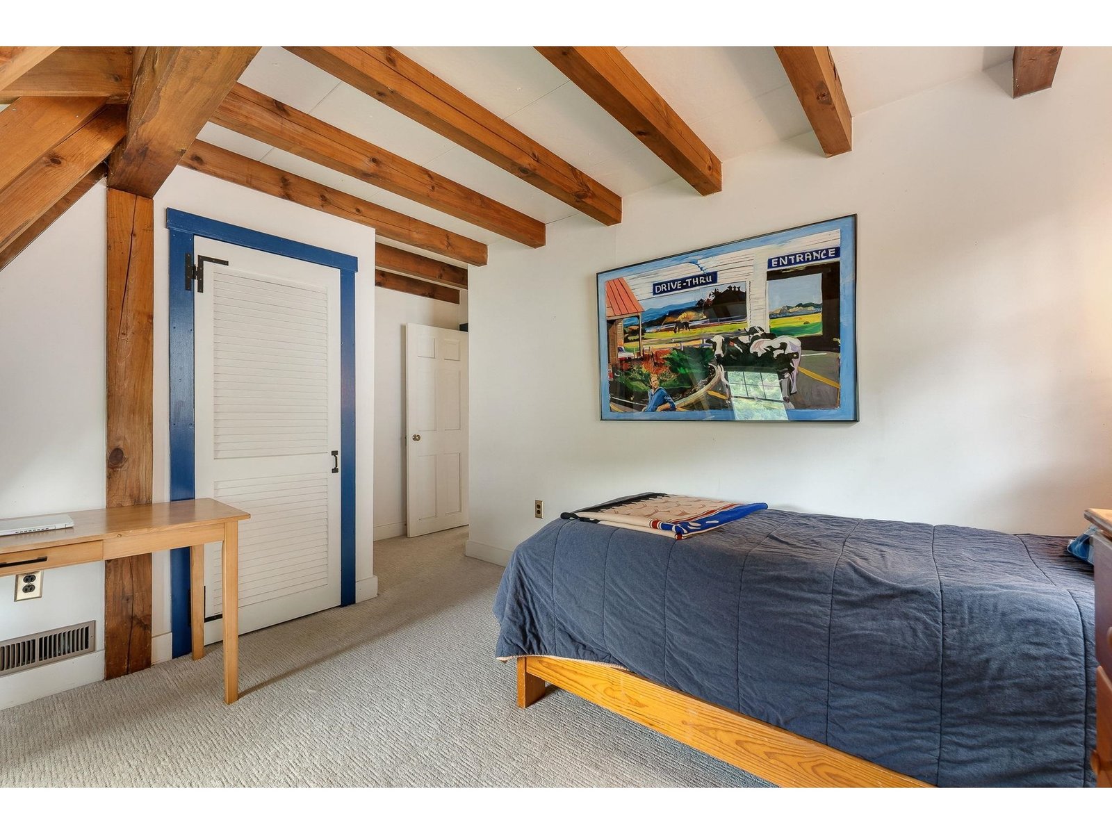 2nd Bedroom