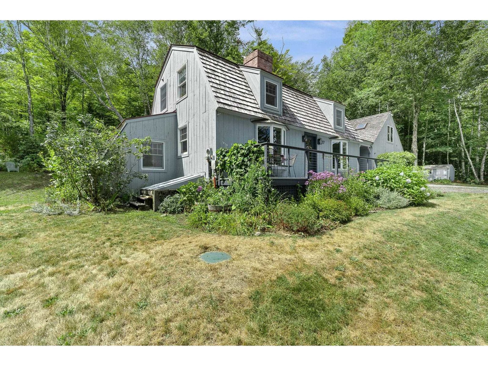 Perennials & flowering shrubs