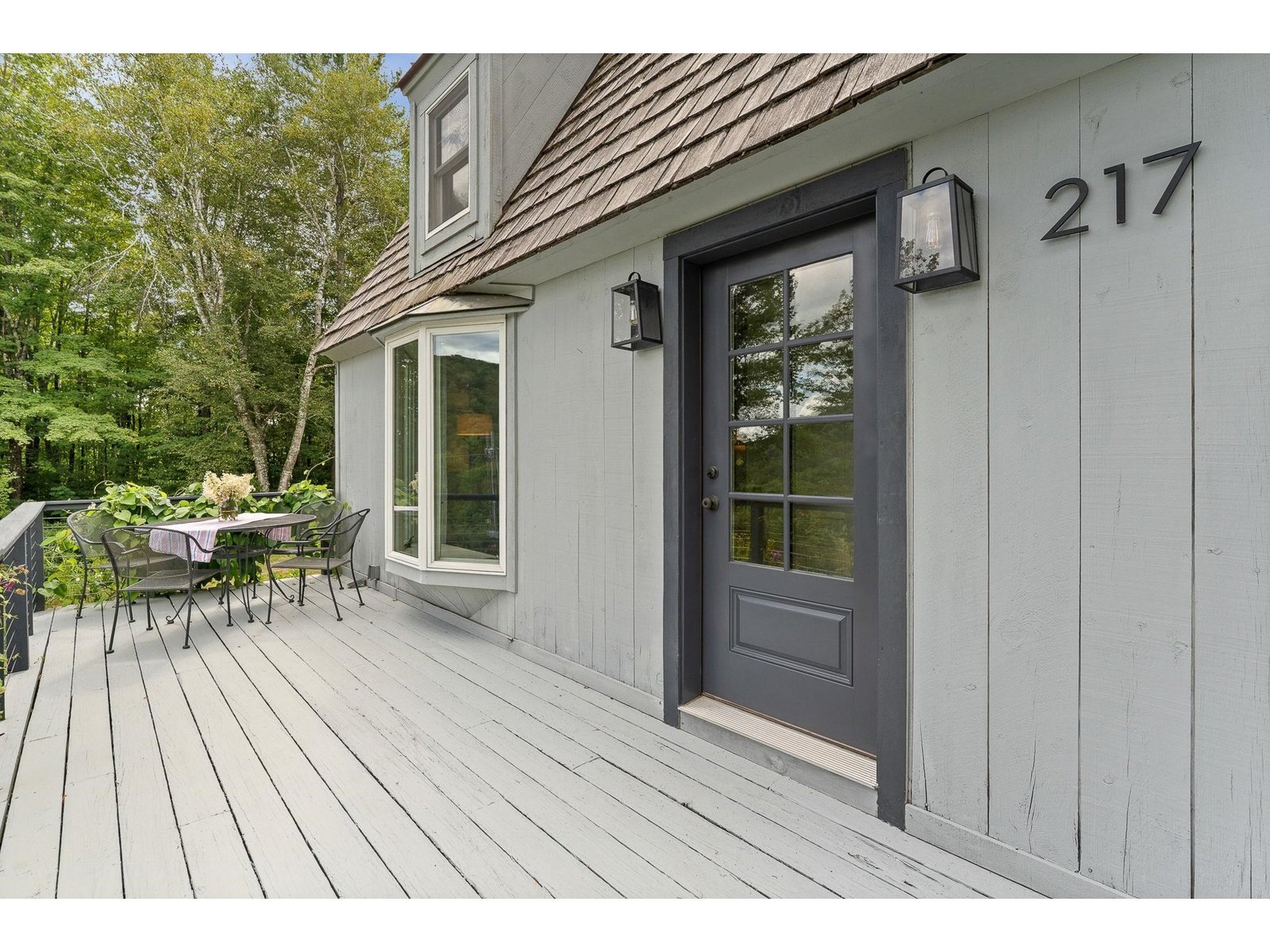 Deck facing south