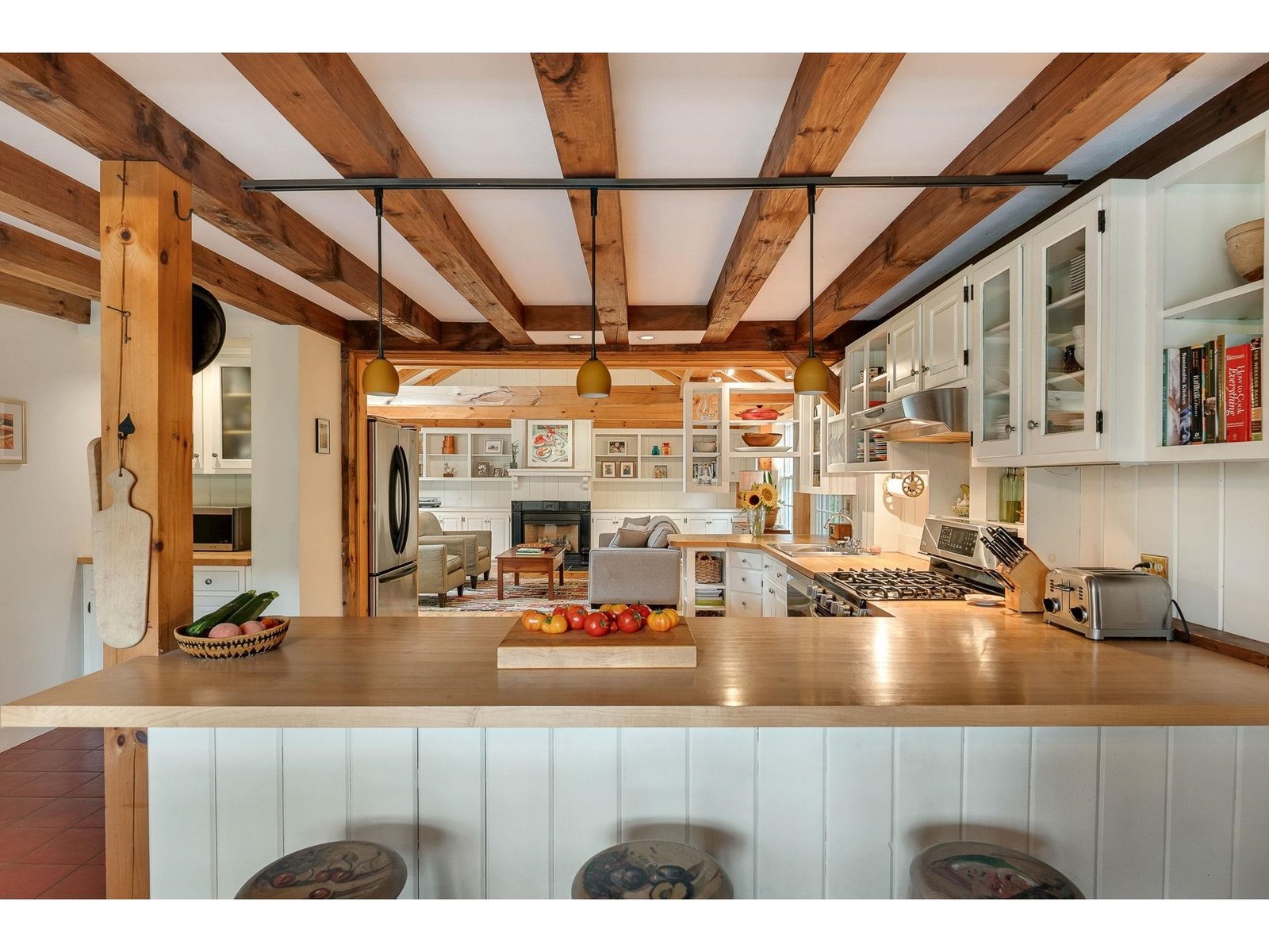 Breakfast bar