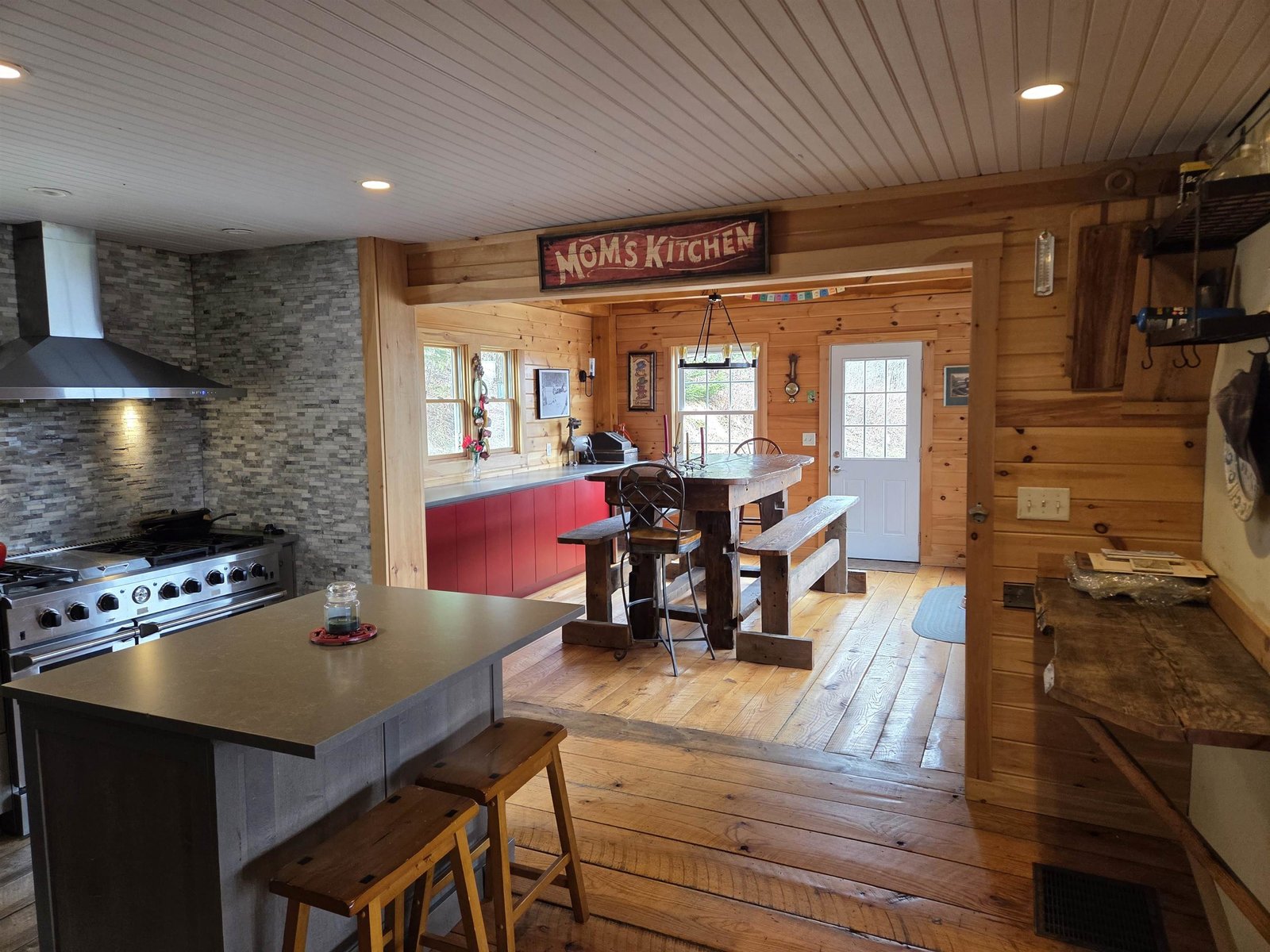 2171 Duck Pond Road