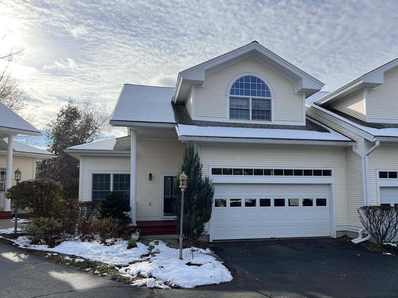 22 Baycrest Drive