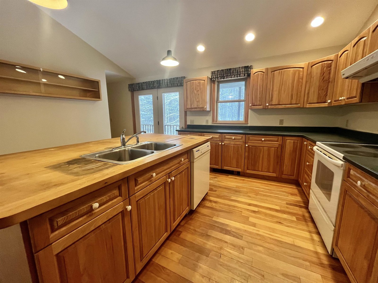 22 Brewster Ridge Road