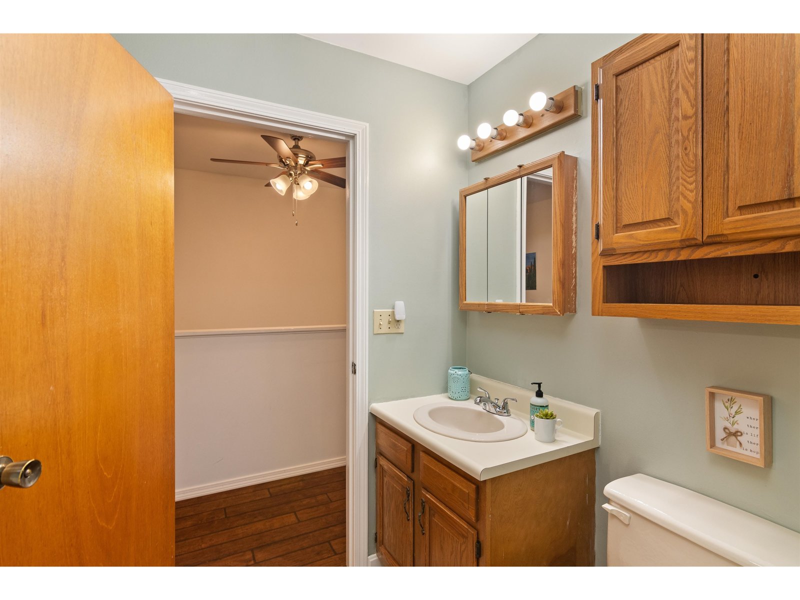 22 Chelsea Circle