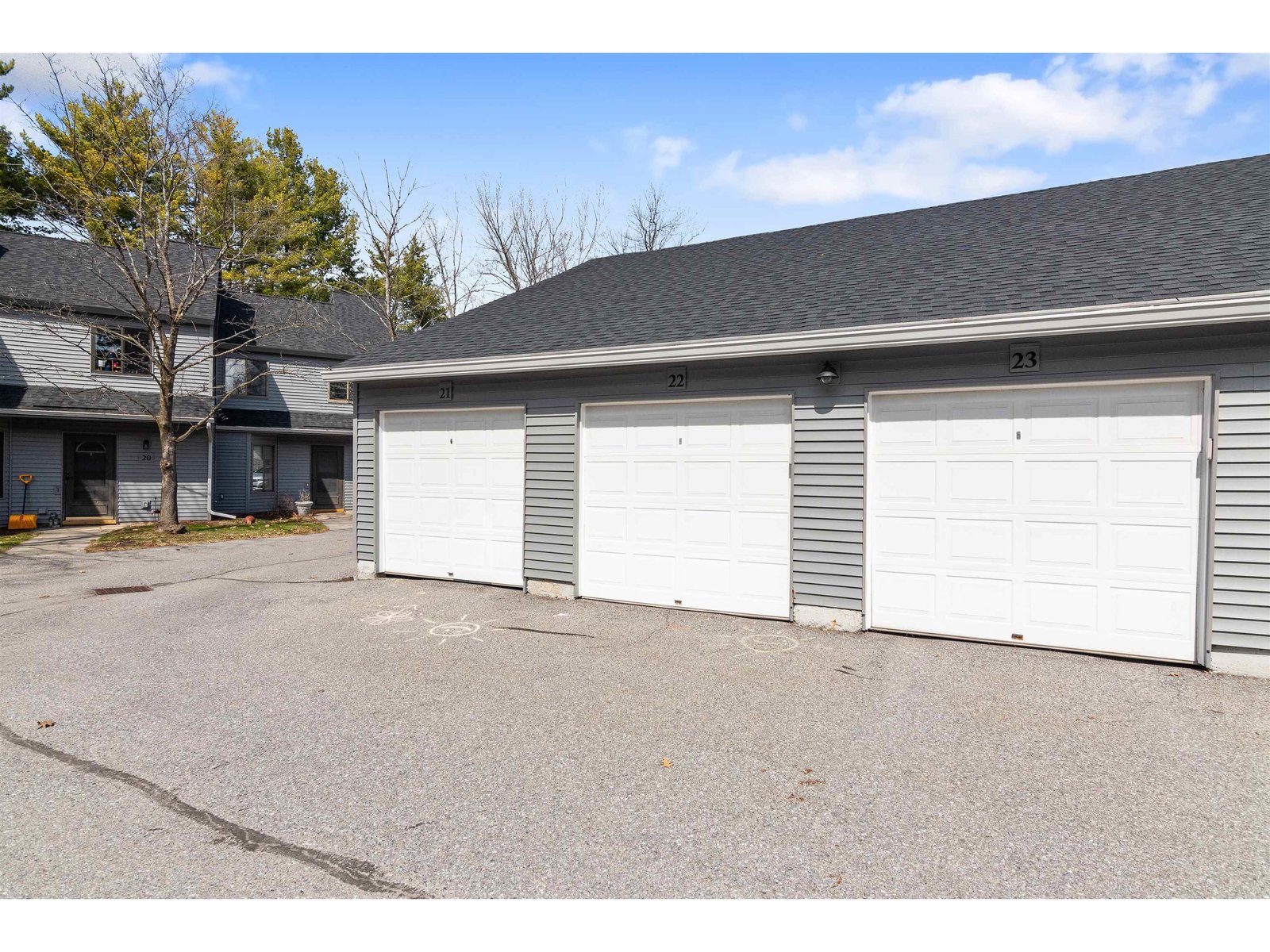 22 Chelsea Circle
