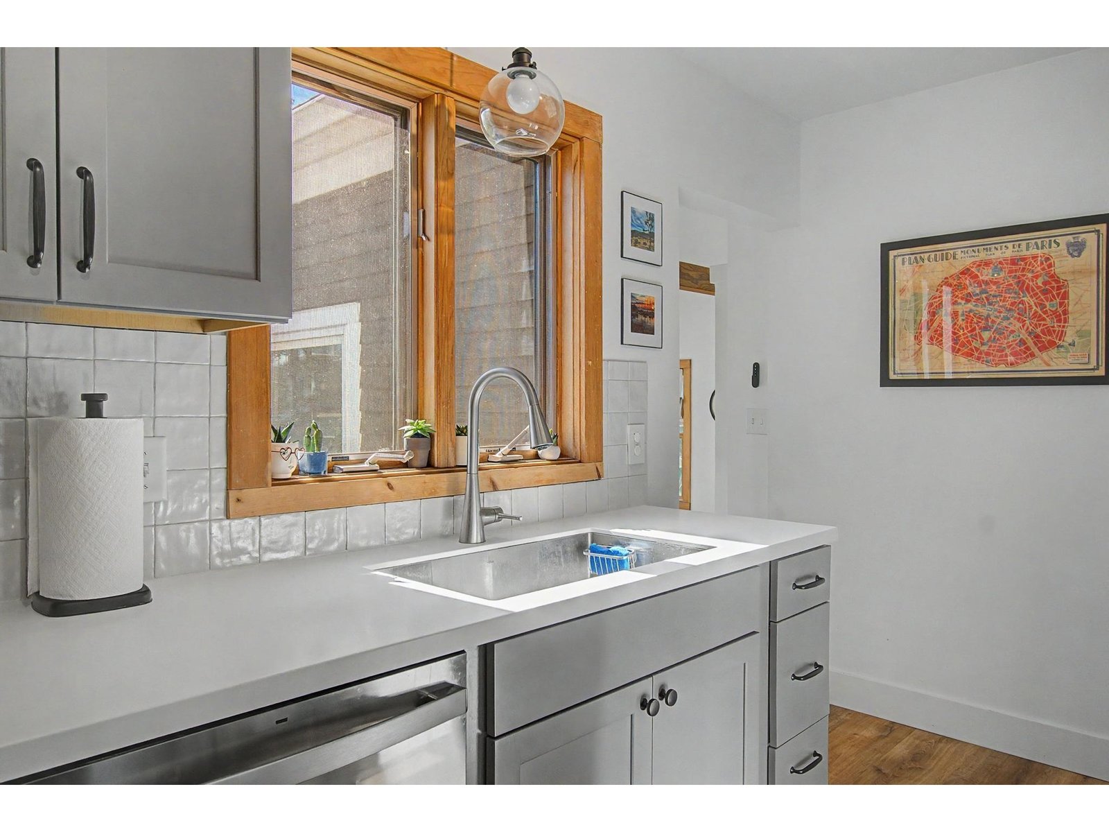 22 Davis Parkway