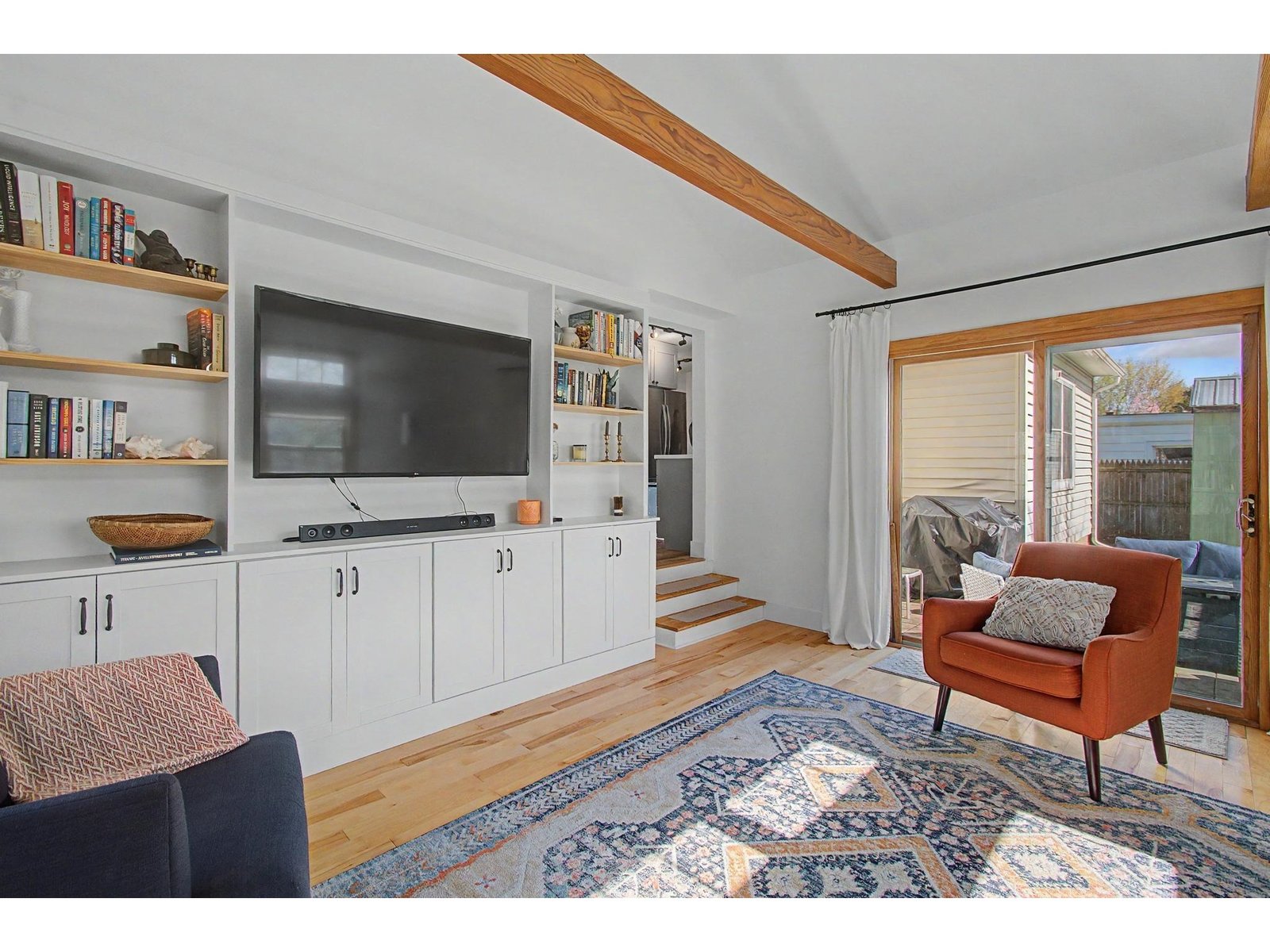 22 Davis Parkway