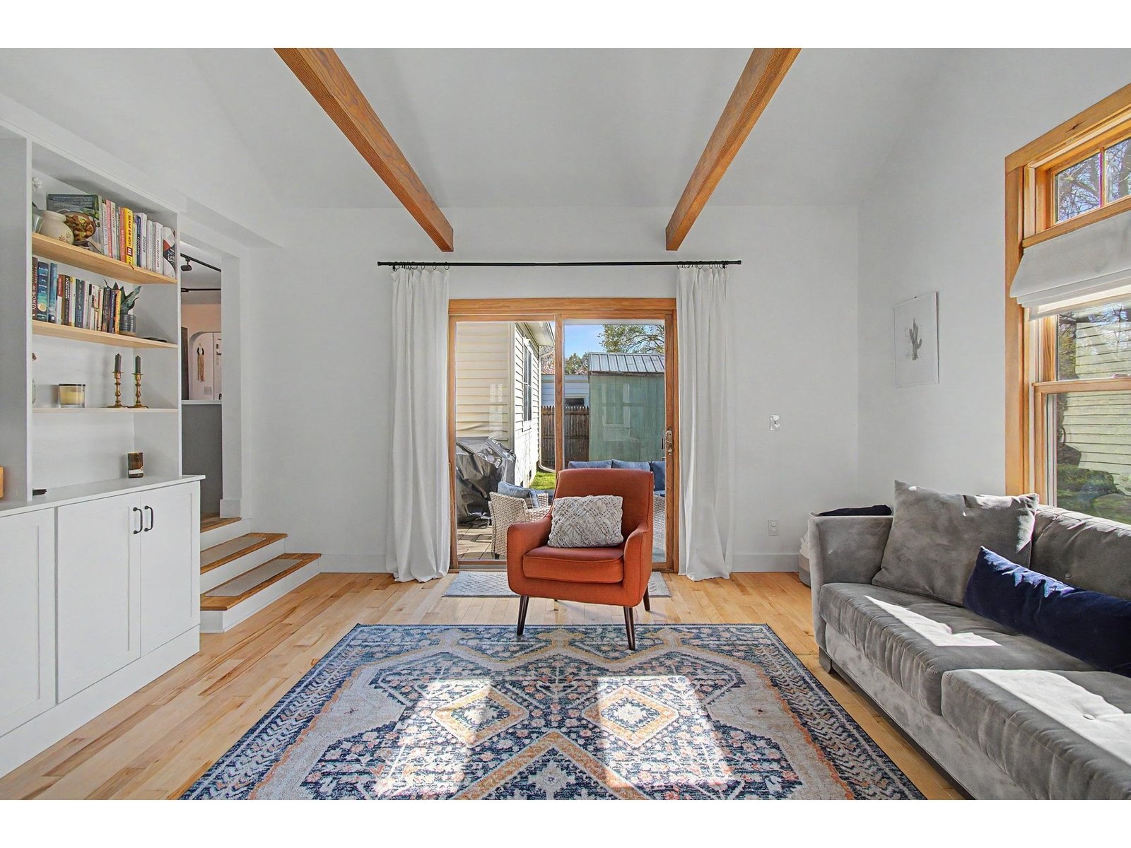 22 Davis Parkway