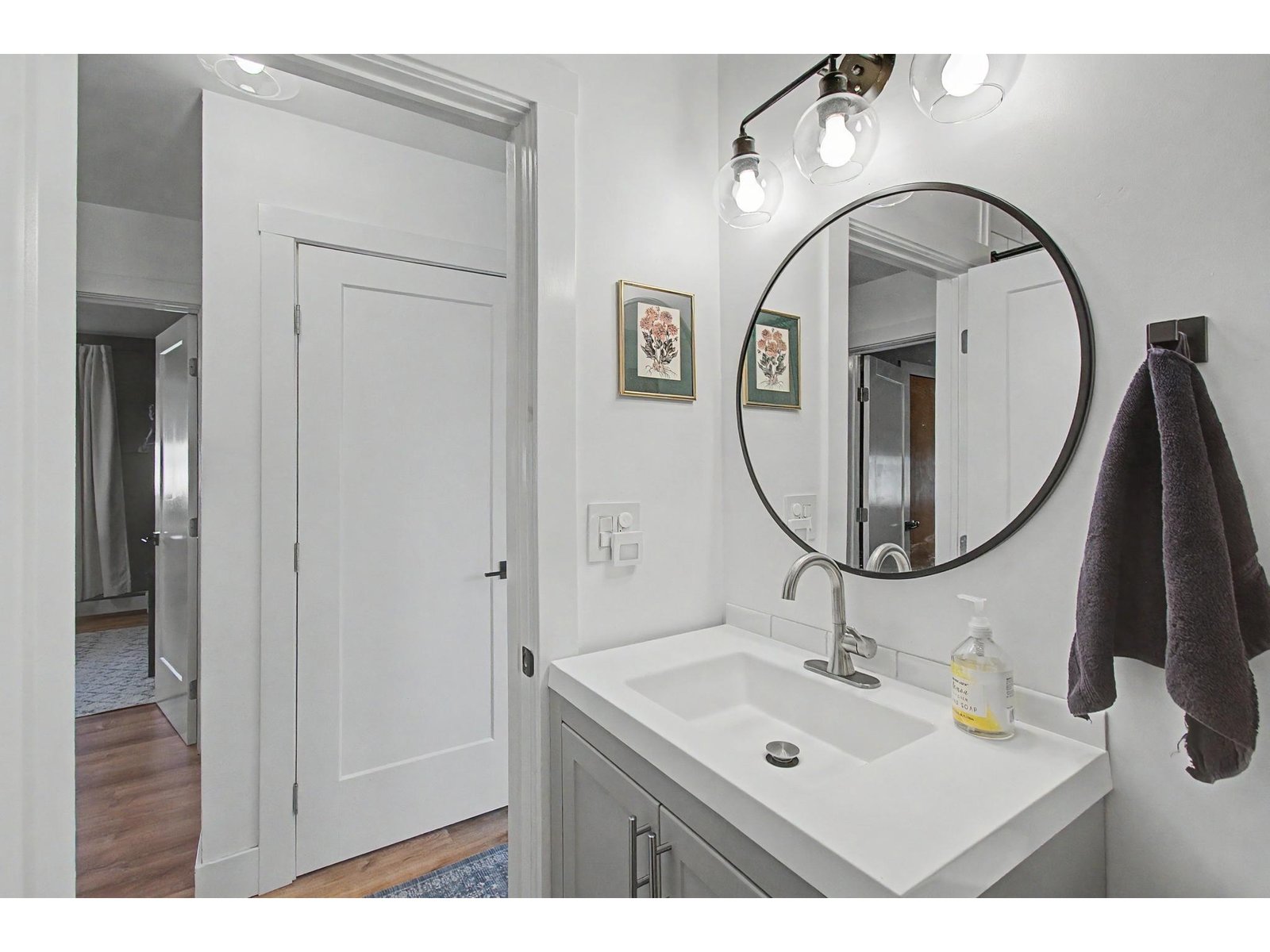 22 Davis Parkway