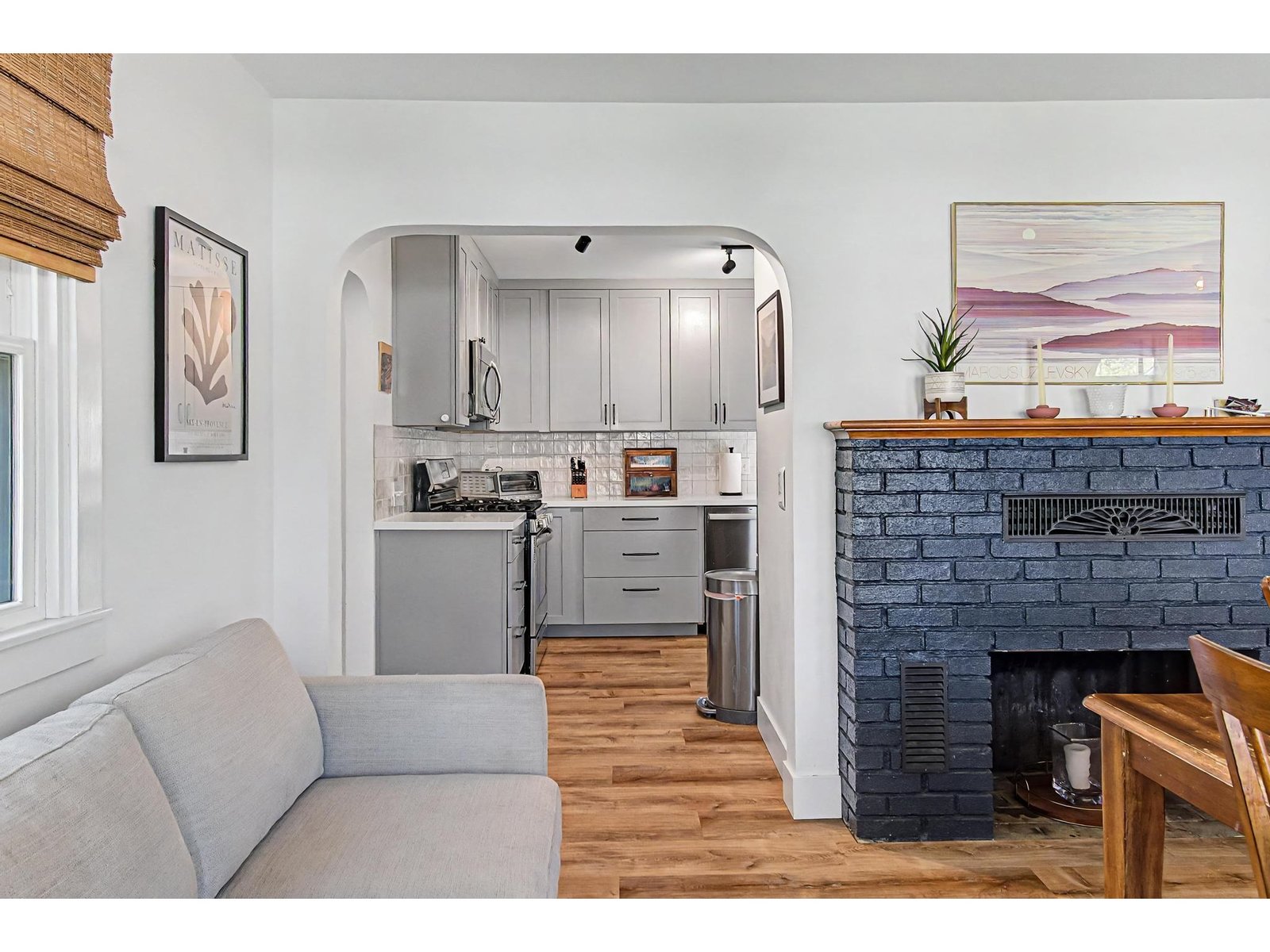 22 Davis Parkway