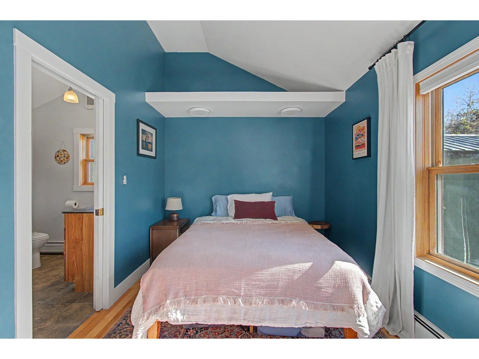 22 Davis Parkway