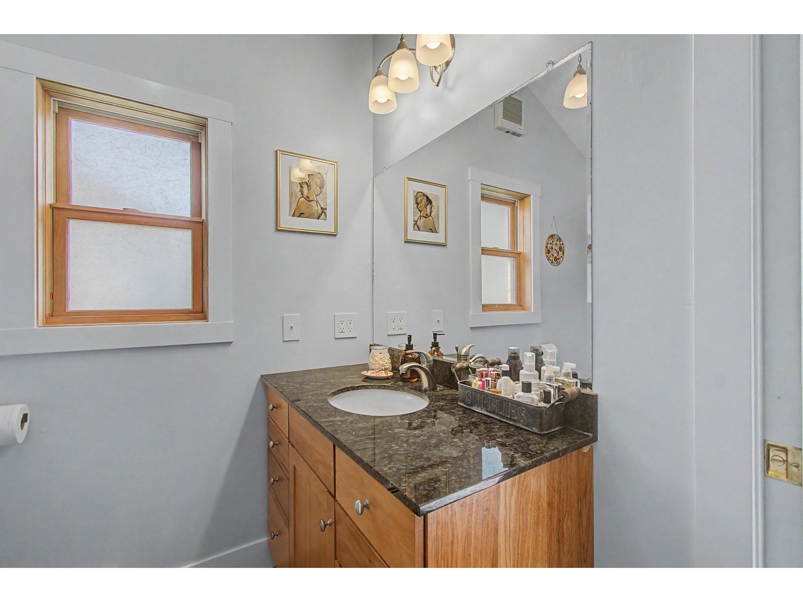 22 Davis Parkway