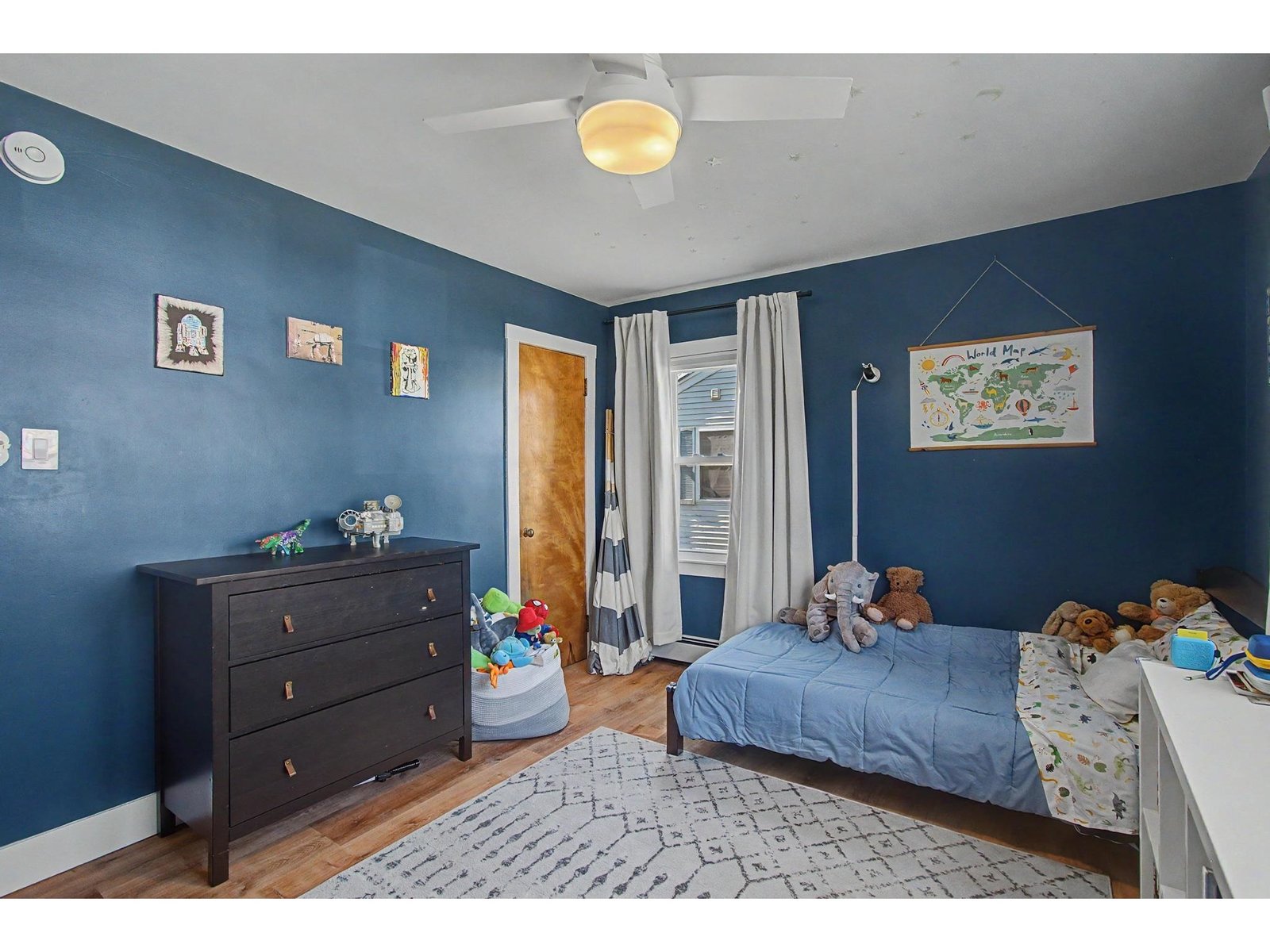 22 Davis Parkway